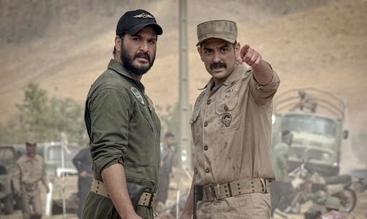 آسمان غرب: پرواز دلاورانه در قلب جنگ